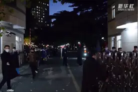 解封！记者亲历上海“闭环”医院恢复运行视频封面