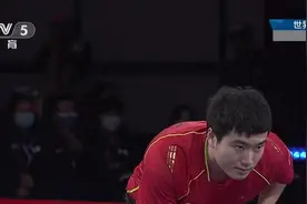 梁靖崑连扳四局晋级世乒赛男单四强图片