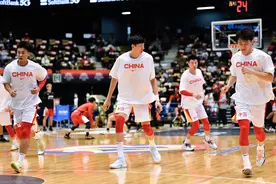 追光｜周琦，你在他乡还好吗？图片