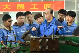 河北永年：“订单式”职业教育助学子就业图片