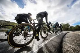 风中骑行不可避免，那你将如何应对呢？图片