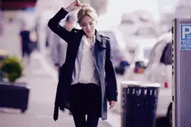 风衣上的肩带原来是这么用的，以前怎么不知道？图片