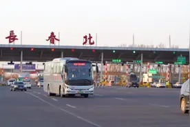 全程195公里“全国最长纯电公交线”打通幸福出行路图片