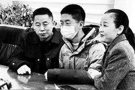 被拐14年的孙卓到家了图片