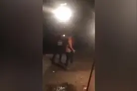 巴基斯坦一名火车司机临时停车买酸奶 被停职图片