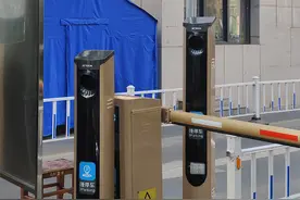 缓解就医停车难 兰大一院启用ETC系统图片