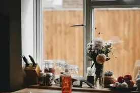 余生很贵，静而不争图片