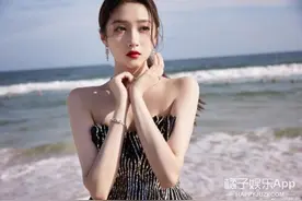 蒋依依长相不出彩？平平无奇古天乐，迪丽热巴娘胎里就是洋娃娃？图片
