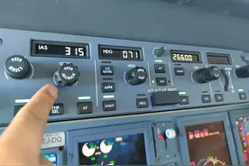 国产ARJ21飞出每小时1000公里大速度，人体捐献器官提前半小时抵上海图片