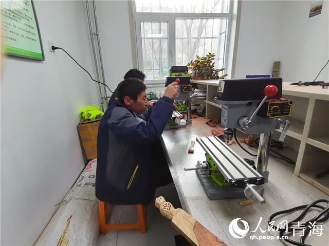 心向暖阳 静候花开