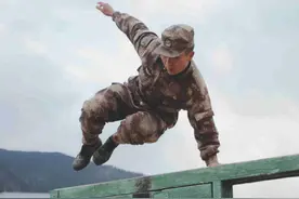 掌握400米障碍跑“技能点”你就是最酷的追风少年图片