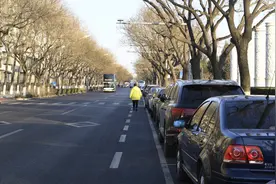 北京道路停车，本月底实现电子收费全覆盖图片
