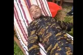 马达加斯加高官坠机后游泳12小时上岸 称自己死期未到图片