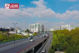 说政事丨在杭州坐公交乘地铁都有新规定 有啥变化说给你听视频封面