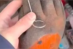 作案多起！两名车修工手套藏针偷扎车胎，被朝阳警方刑拘图片