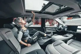 男人一定要有两辆车图片