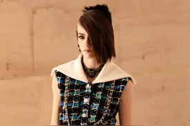 卡地亚新珠宝以工业螺母为灵感，香奈儿迷你晚宴包随光影绽放异彩丨是日美好事物图片