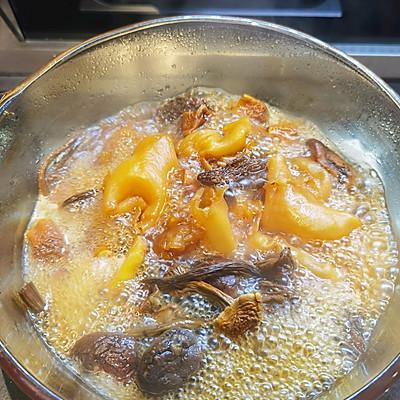 茶树菇花胶 2026年茶树菇花胶排骨汤 茶树菇花胶 2026年茶树菇花胶排骨汤