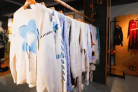 款式时髦的羊绒衫，你备好了吗？松江这些工厂店可以去看看图片