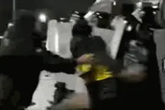 哈萨克斯坦：数十名暴徒夜袭阿拉木图政府大楼、警察局被击毙图片
