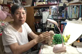 修一个玩偶要8800元？上海网红“玩偶医生”陷收费争议图片