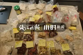 父母的爱有多暖？杭州男医生两年过年没回家，老家来了包裹，自带妈妈手写便利贴图片