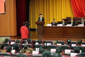 曾薇：以高质量统揽经济社会发展全局 共同建设“强富美”新福泉图片