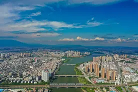 “双万”新起点•古镇再出发∣聚焦新兴产业，石龙积极打造新增长极图片