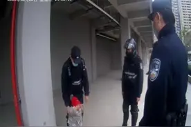 “不要抓我！不要抓我！你们不要抓我！”图片