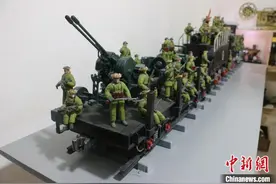 广西七旬老人变废为宝 淘“废品”打造价值上万元工艺品图片