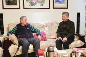 国防科工局领导看望慰问航空工业老领导图片