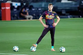 每体：佩尼亚将成为巴萨的二号门将，并接过内托的13号球衣图片