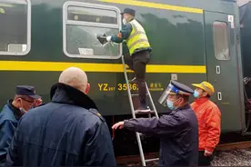 列车运行途中车窗破损，急停明光站处置图片