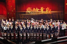 星光闪耀照亮一座城！2021年度“感动青岛”道德模范揭晓图片