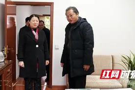 时荣芬调研龙山县委办公室、县人大、县政协工作图片