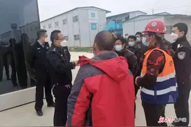 兰州中川机场公安助力机场务工人员及时领到薪酬图片