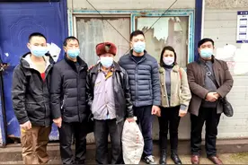 失散17年的亲人找到了！被杭州一工地收留的聋哑老人已踏上回乡路图片