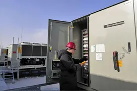 春节不宕机保卫战：14亿人，百亿红包，和加班的工程师丨新年有此氪图片