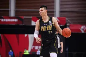 麦穗丰连续评价许钟豪：谁开始得分就对谁下黑手 全国人民都看着图片