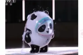 把缝纫机往冒烟里踩！90万人云监工“顶流诞生”图片