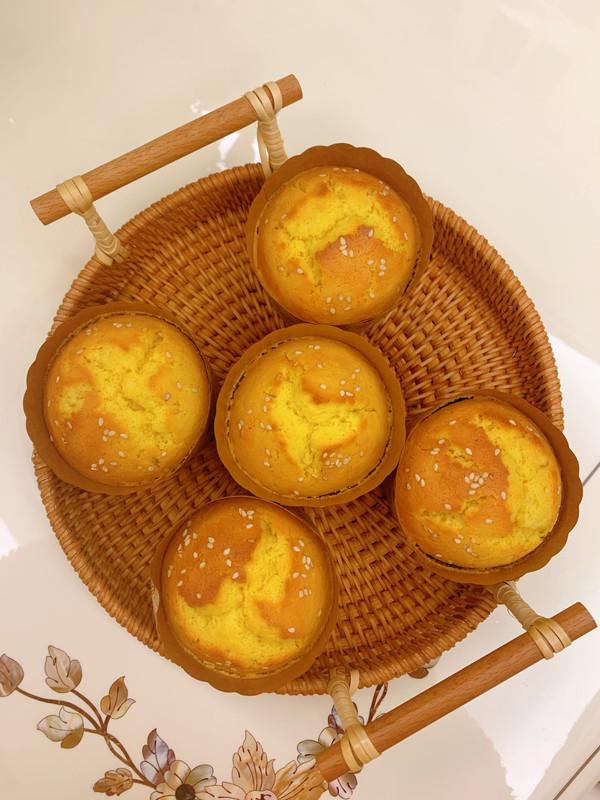 蜂蜜小蛋糕做法介绍（美味签到吃过都说好的自制脆皮蜂蜜小蛋糕）