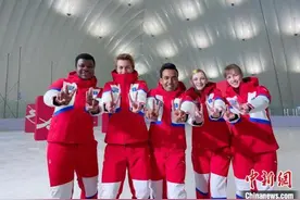 冬奥开幕式上的俄罗斯留学生：期待向世界展示中国图片