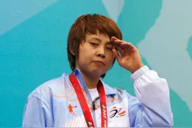 “我的眼睛就是尺，不用看回放！”网友：请王濛“焊死”解说席图片