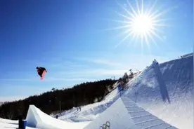 苏翊鸣创造历史摘银，体育总局发贺信祝贺视频封面