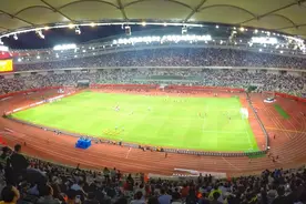 不妨从城市的角度聊一聊中国足球图片