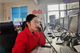 新春走基层 | 岗位奉献：春节最好的祝福图片