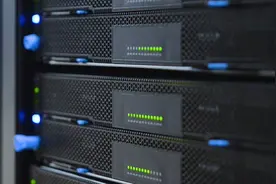 封面有数 | 2021第三季度中国云服务规模458亿元 国内“四朵云”格局显现图片