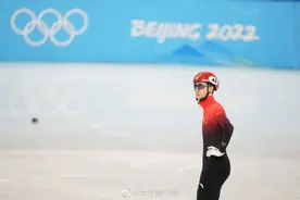 武大靖把每场比赛都当成最后一场去比图片