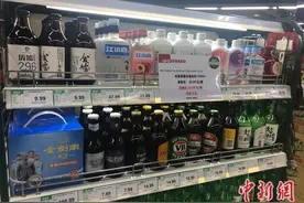 年轻人蹦迪流行起喝白酒，“老酒们”如何接招？图片