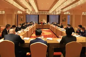 毫不动摇地坚持发展生态工业！张壮雄与政协委员面对面图片